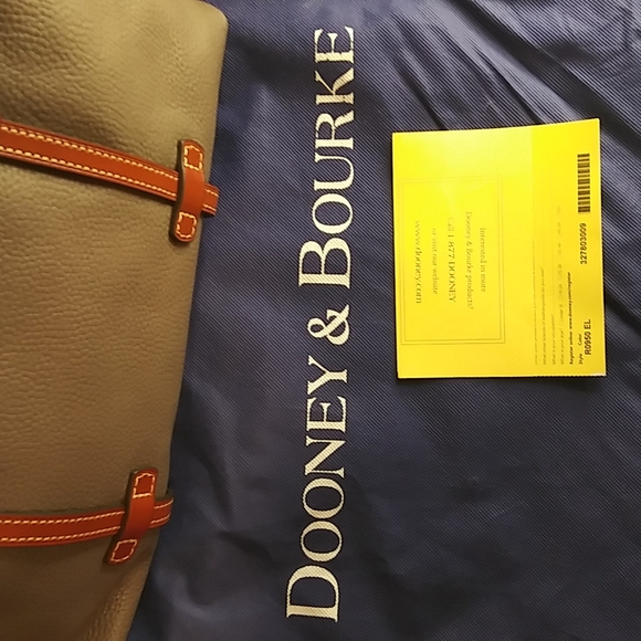 Dooney & Bourke tote - Picture 8 of 8